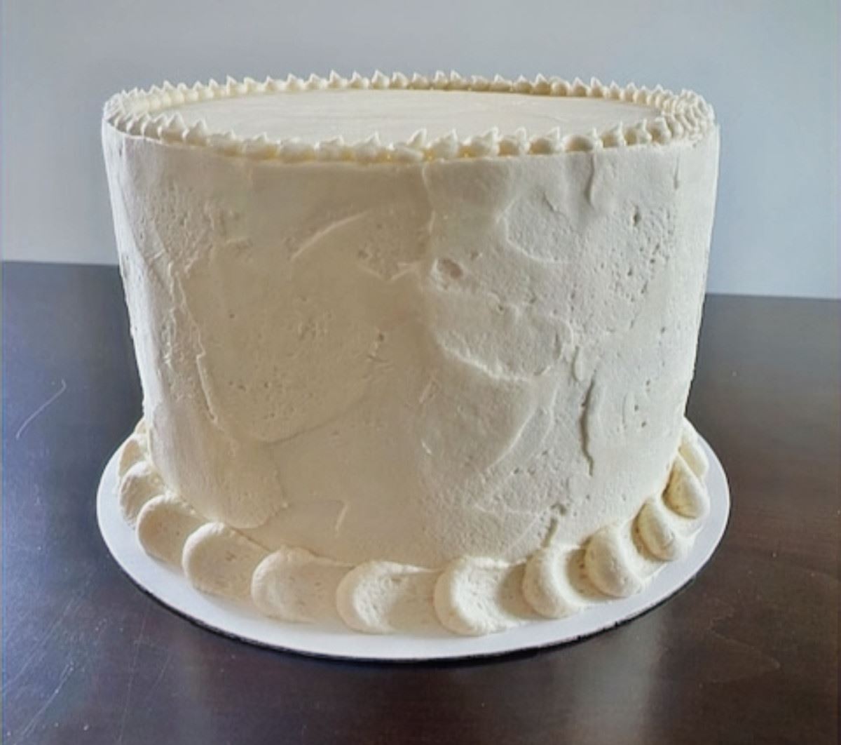 Vanilla layer cake with fluffy buttercream